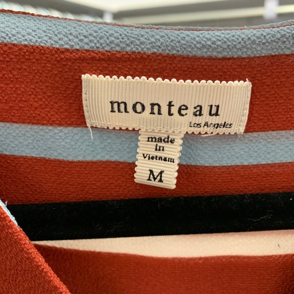 Women’s blouse - Picture 2 of 2